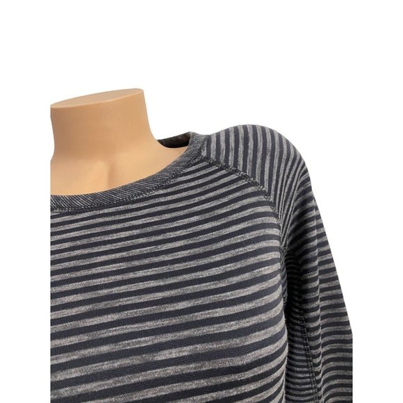 Talbots Women's EXTRA SMALL Striped Top Long Sleeve Crewneck‎ T-shirt - Picture 2 of 6